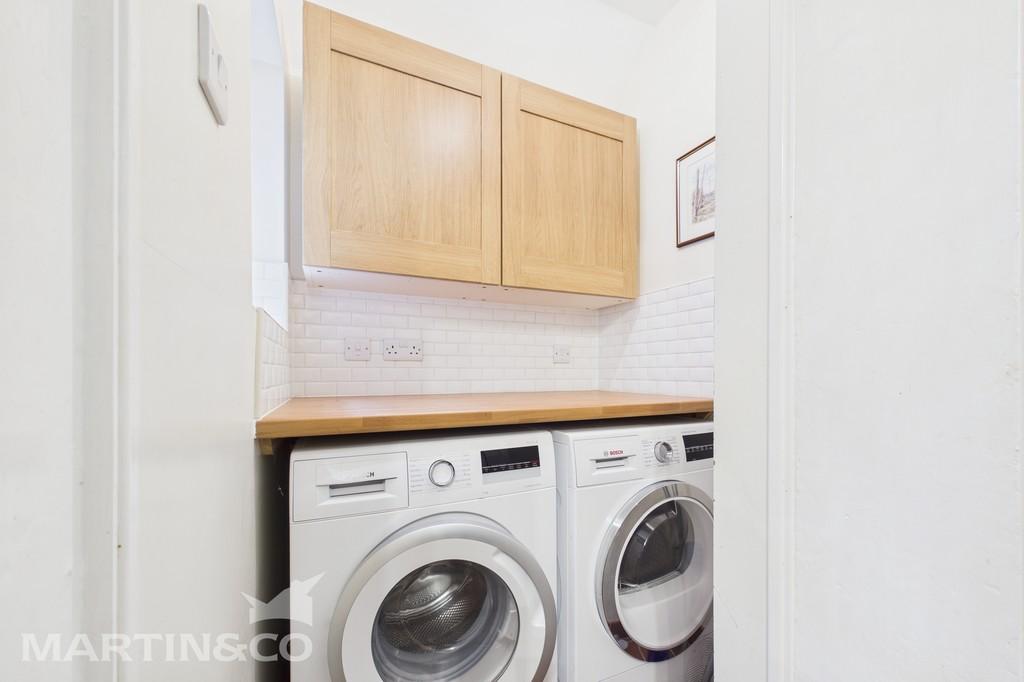 Cam01953 g0 pr0140 still015