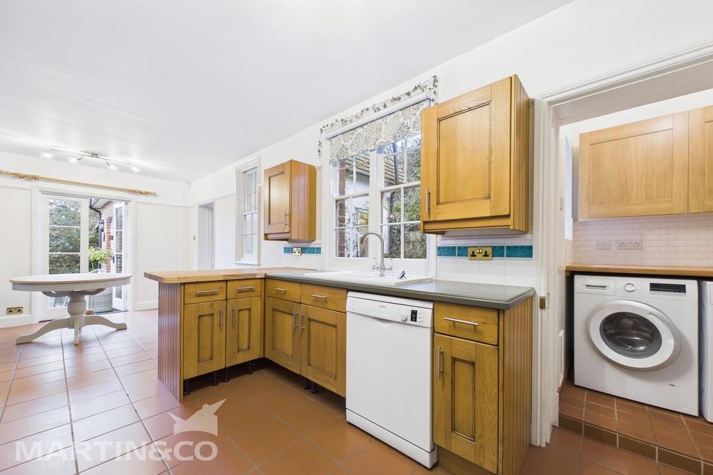 Cam01953 g0 pr0140 still016