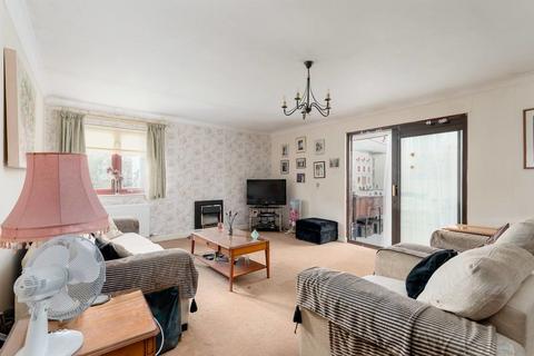 undefined, 8 Glen Crescent, Peebles, EH45 9BS