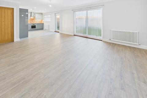 2 bedroom cottage to rent, Turnhouse Road, Gogar, Edinburgh, EH12
