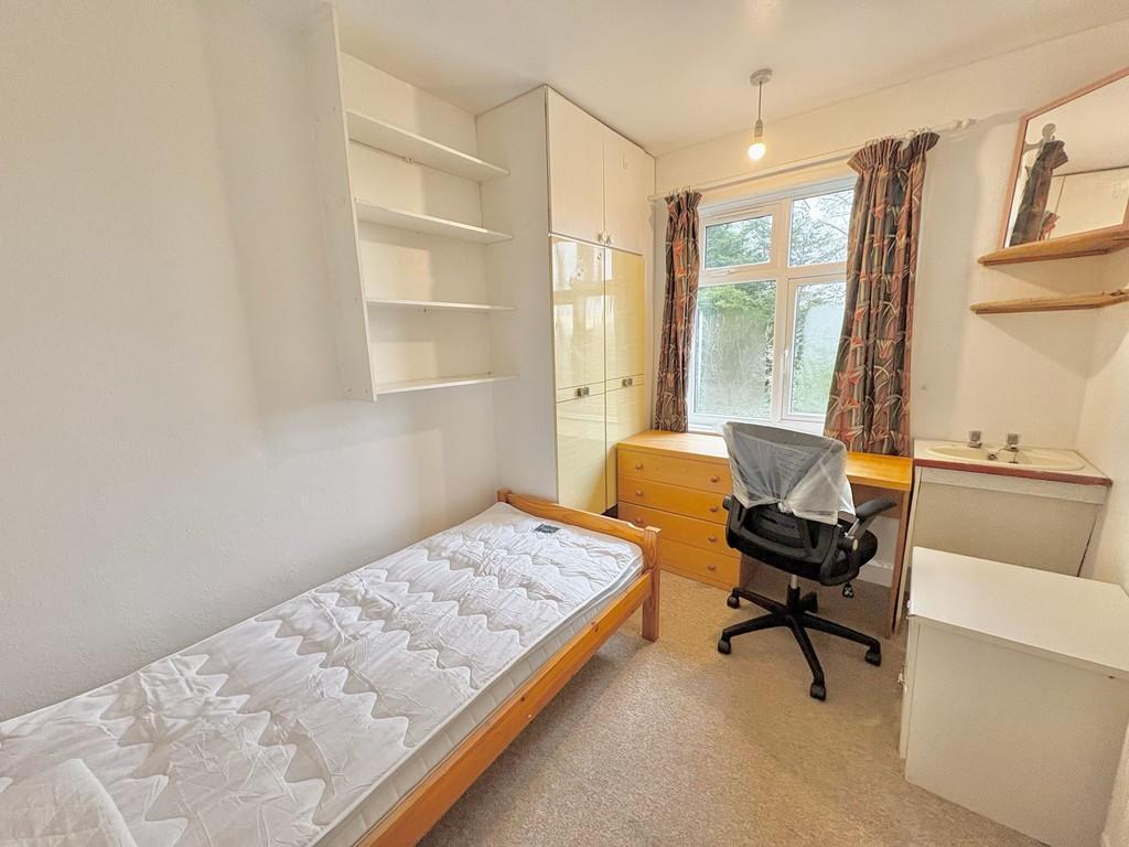 Photo 2025 12 17 12 16 53