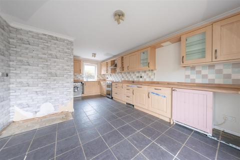 undefined, Dell Crescent, Northampton NN3
