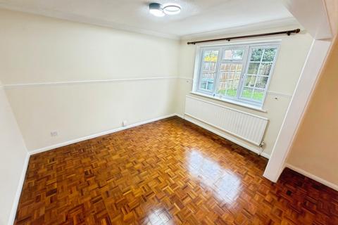 undefined, Cumberland Avenue, Basingstoke RG22