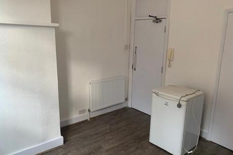 undefined, Ballards Lane, Finchley Central N3