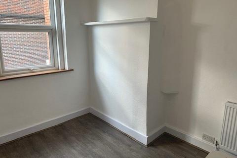 undefined, Ballards Lane, Finchley Central N3