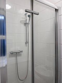 Studio to rent, Ballards Lane, Finchley Central N3