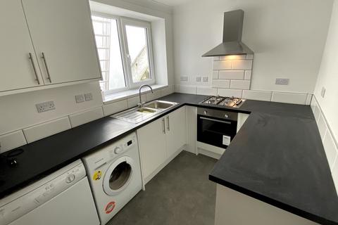 2 bedroom terraced house to rent, Portia Terrace, Swansea