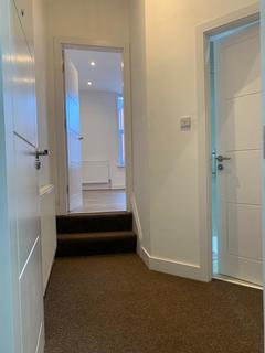 2 bedroom apartment to rent, Lansdowne Road, Manchester