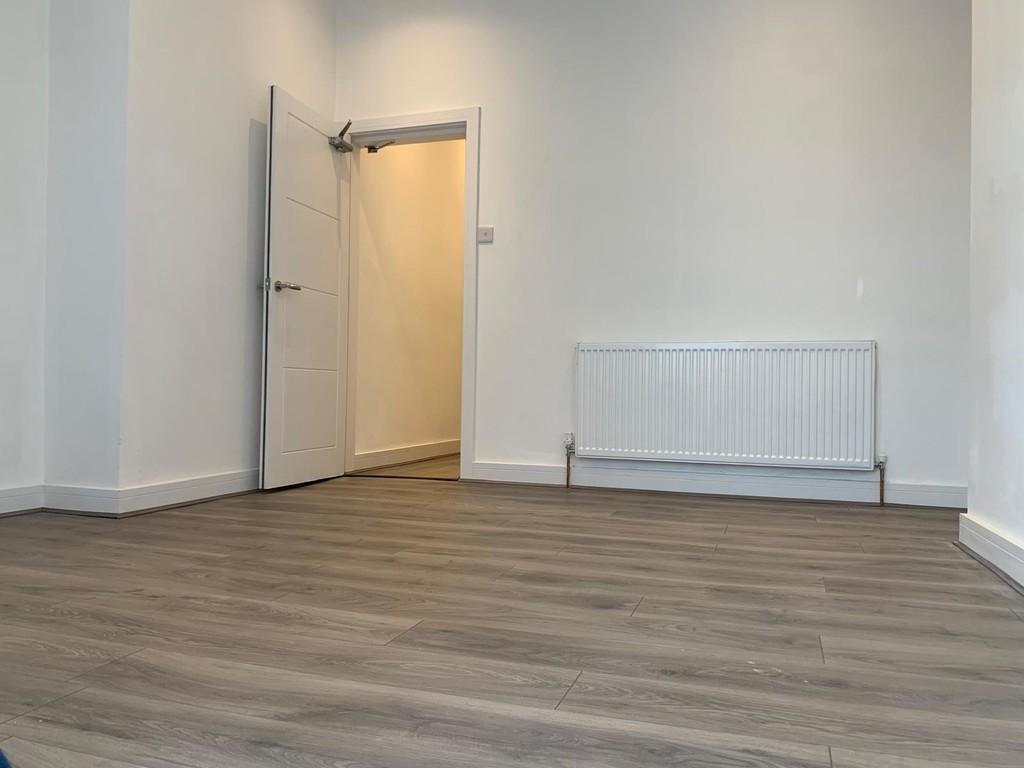 Whats App Image 2025-12-16 at 3.33.07 PM (2)