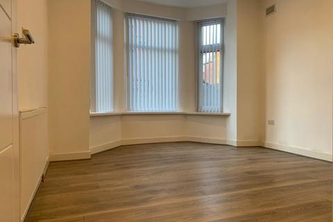 undefined, Lansdowne Road, Manchester