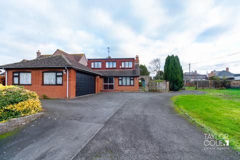 4 bedroom detached house for sale, Bridge Lane, Witherley