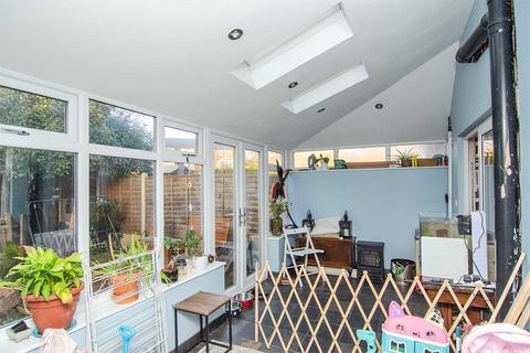 3 bedroom terraced house for sale, Queen Street, Burntwood WS7