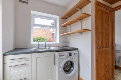 3 bedroom detached house to rent, Larkdown, Wantage OX12