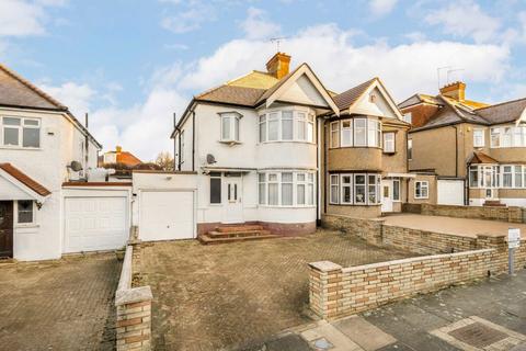 4 bedroom semi-detached house to rent, Hendale Avenue, London NW4