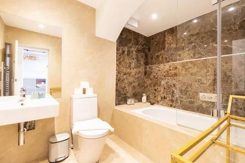 1 bedroom flat for sale, Eversholt Street, Mornington Crescent, LONDON, NW1