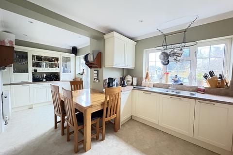 undefined, Marshfield SN14