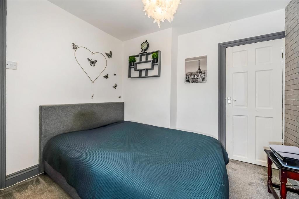 Main bedroom.jpg