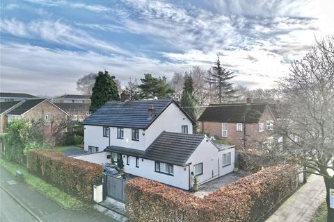 4 bedroom detached house for sale, Ferndown Road, Manchester M23