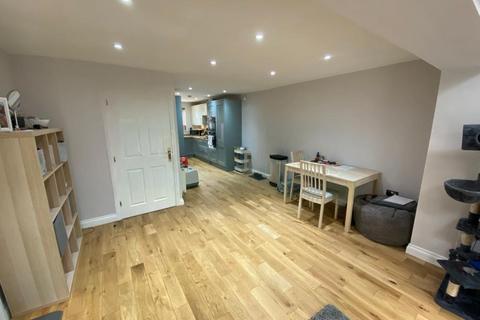 3 bedroom terraced house for sale, Watts Close, Cogenhoe, Northamptonshire NN7