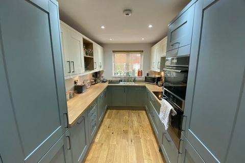 3 bedroom terraced house for sale, Watts Close, Cogenhoe, Northamptonshire NN7