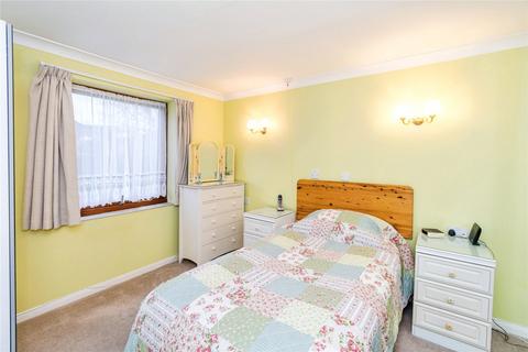 undefined, Chestnut Court (Southampton), Southampton SO17