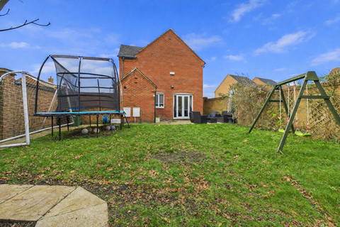 undefined, Aylesbury HP19