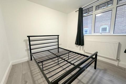 undefined, Downs Road, Luton, LU1 1QR