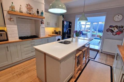 3 bedroom detached house for sale, Well Street, Ryde, Isle of Wight, PO33 2SG