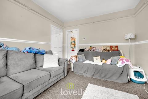 4 bedroom terraced house for sale, Farebrother Street, Grimsby DN32