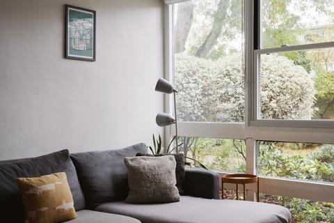 3 bedroom end of terrace house for sale, The Lane, London SE3