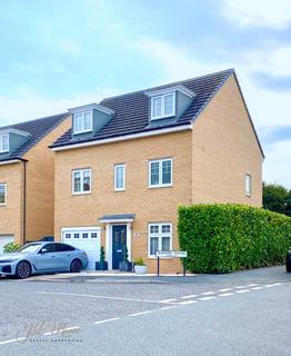 4 bedroom detached house for sale, Rushmore Grange, Washington NE38