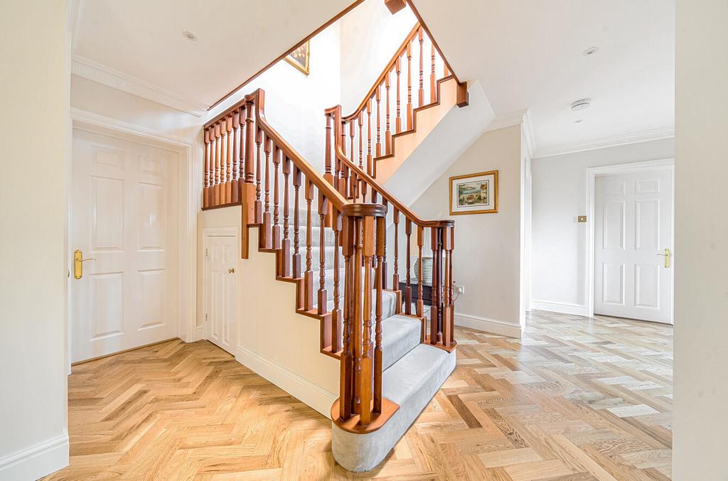 Feature Staircase