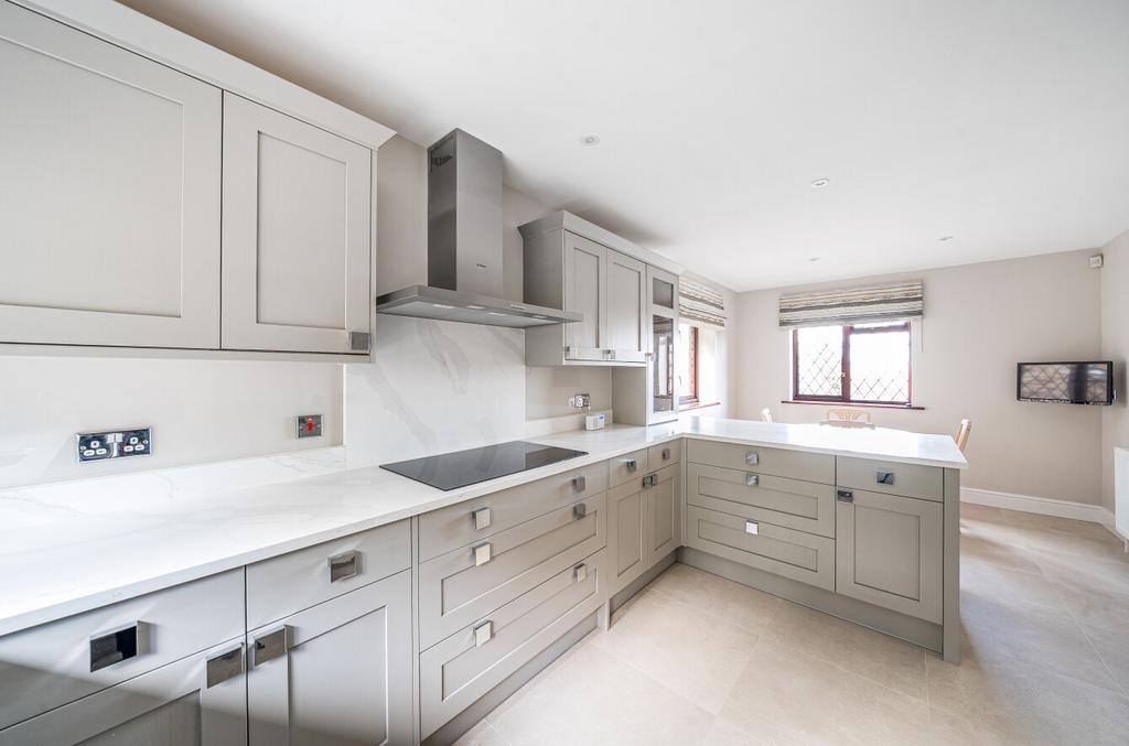 Kitchen/Breakfast