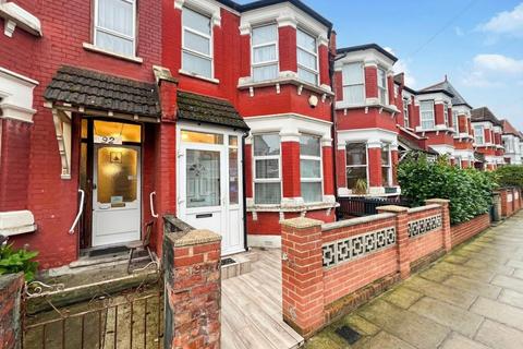 3 bedroom terraced house for sale, Maryland Road, London