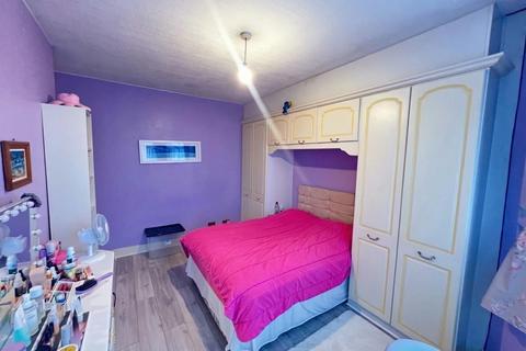 3 bedroom terraced house for sale, Maryland Road, London