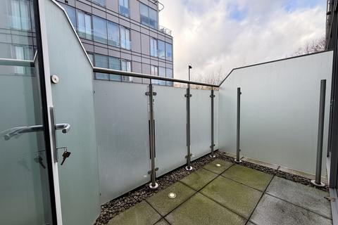 1 bedroom flat to rent, Great West Road