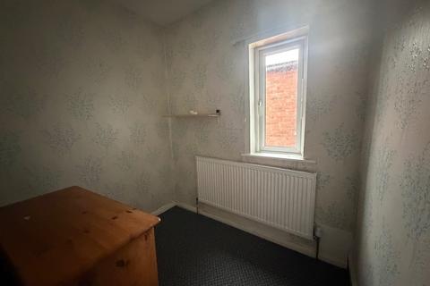 3 bedroom terraced house to rent, Dudley DY2