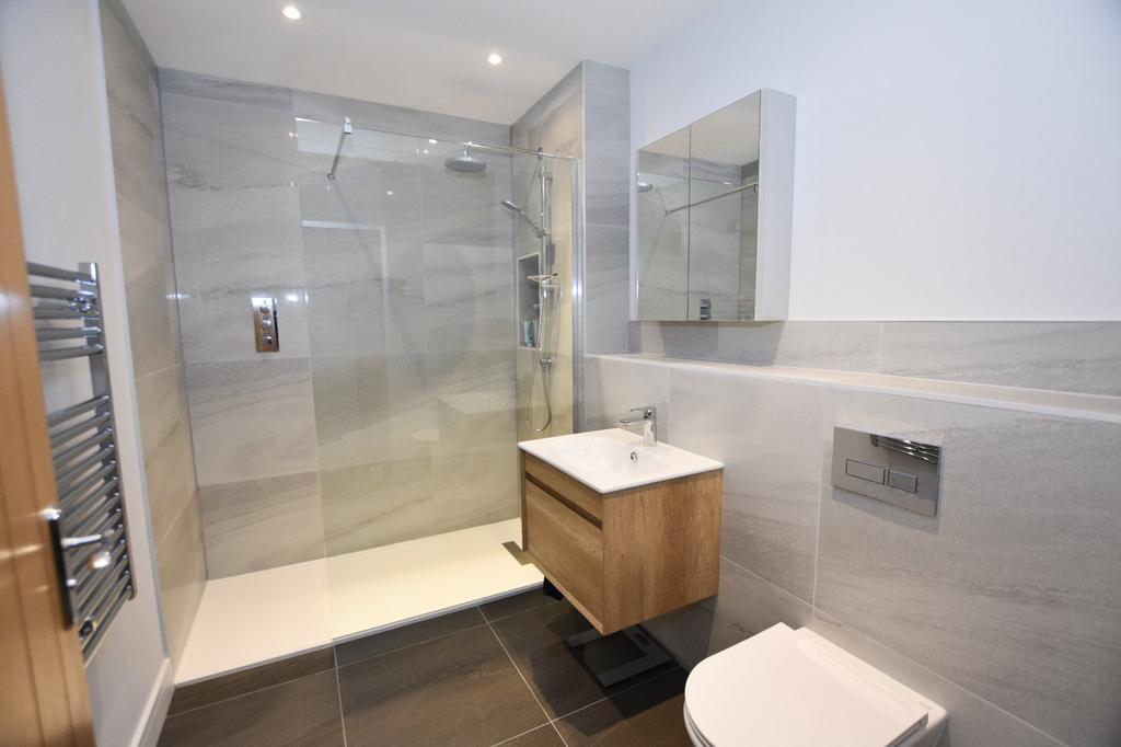 Similar Shower Room
