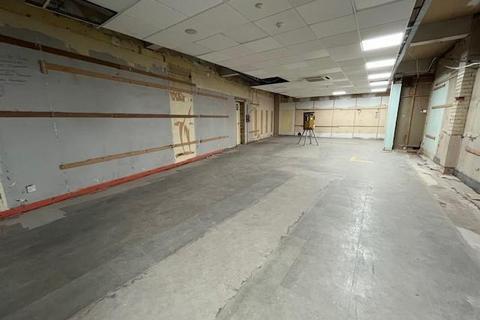 Retail property (high street) to rent, 7 Westgate St Ipswich IP1 3DR