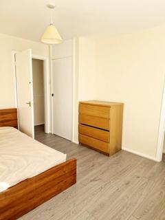2 bedroom ground floor flat to rent, Haslemere Avenue, Hanwell, W7