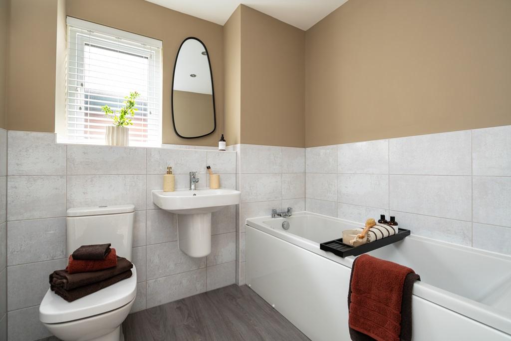 The main bathroom is perfect for busy mornings...