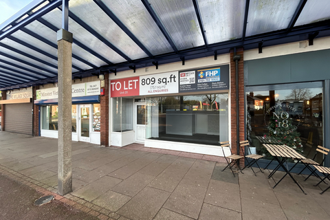 Shop to rent - St Wilfrid's Square, Calverton NG14