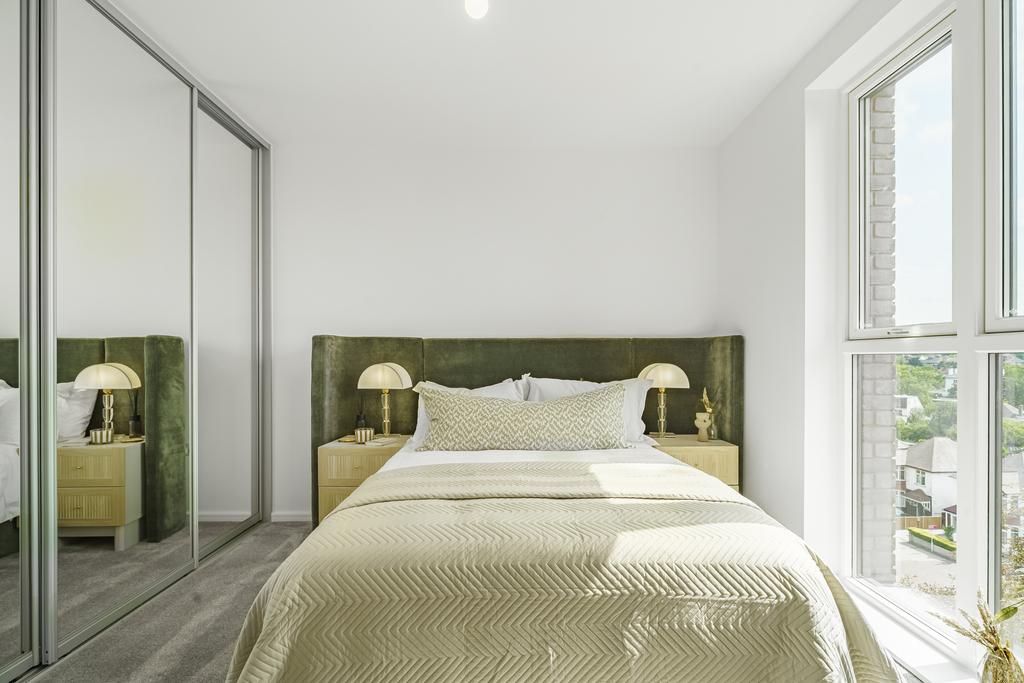 Arora  Clapham Park 107  Flat 33-18