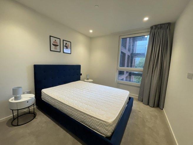 1-hawser-lane-e14-0xz-1022360