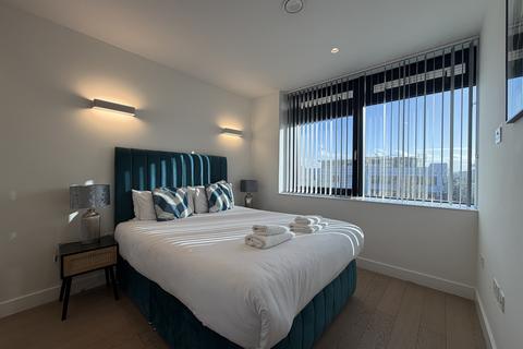 1 bedroom flat to rent, Harlequin Avenue