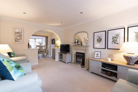 3 bedroom semi-detached house for sale, Plantagenet Chase, Yeovil