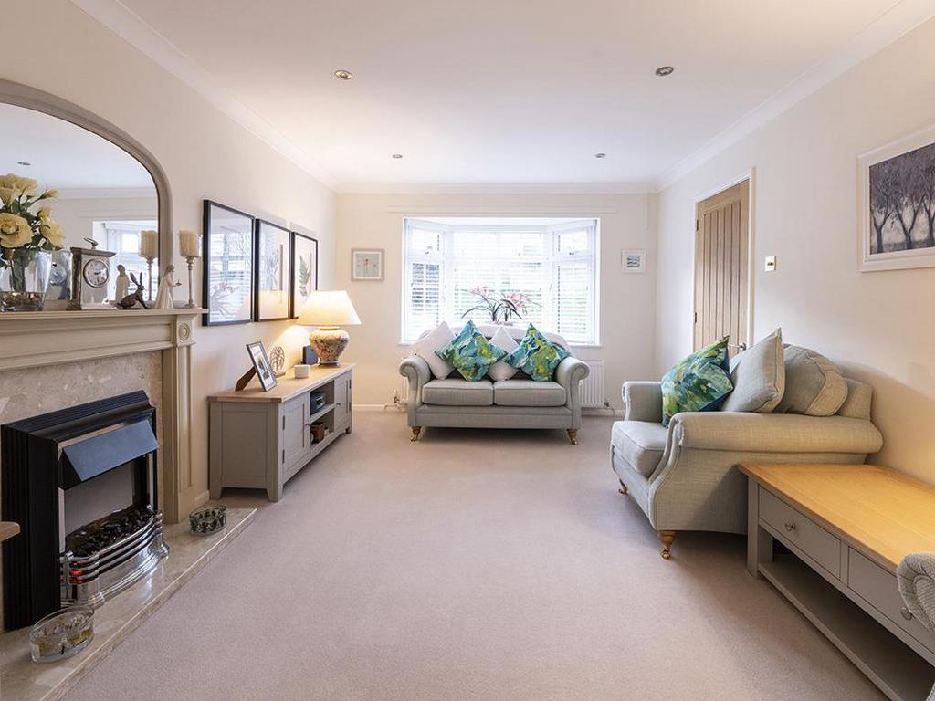 DEC 12 047.jpg