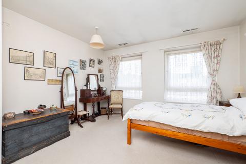 undefined, Stanley Road, Sutton SM2