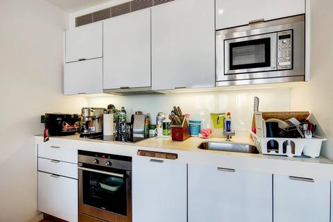 undefined, Ontario Tower, Canary Wharf, London, E14