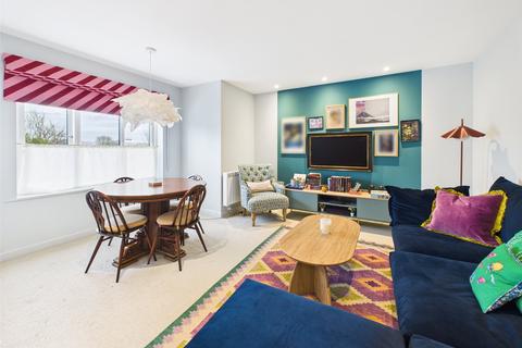 2 bedroom apartment for sale, Hatherley Lane, Cheltenham, Gloucestershire, GL51